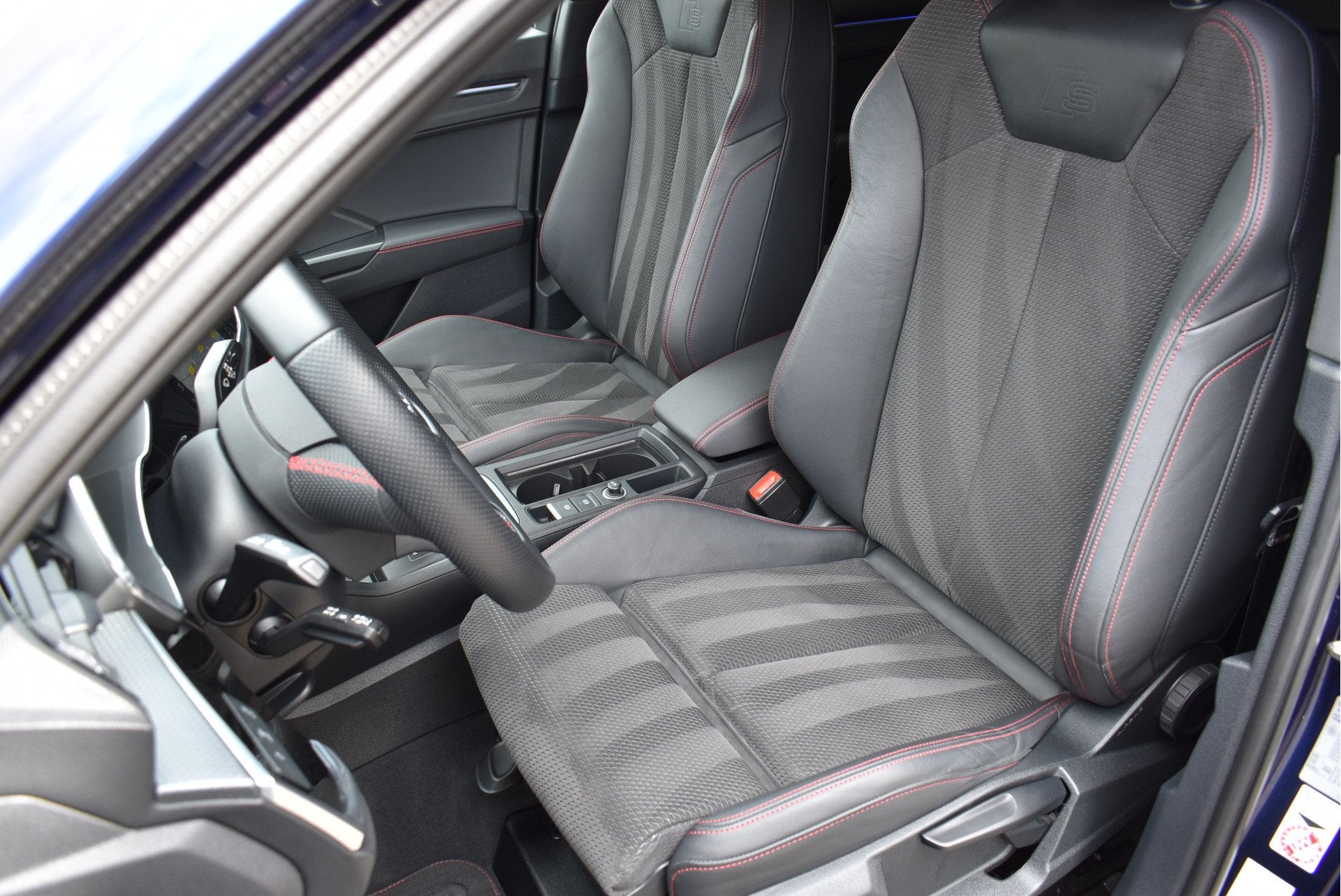 Audi Q3 Sportback 45 TFSI e S-Line 245 Pk Sfeer Sonos Trekha, Gebruikt, Euro 6, Blauw, SUV of Terreinwagen