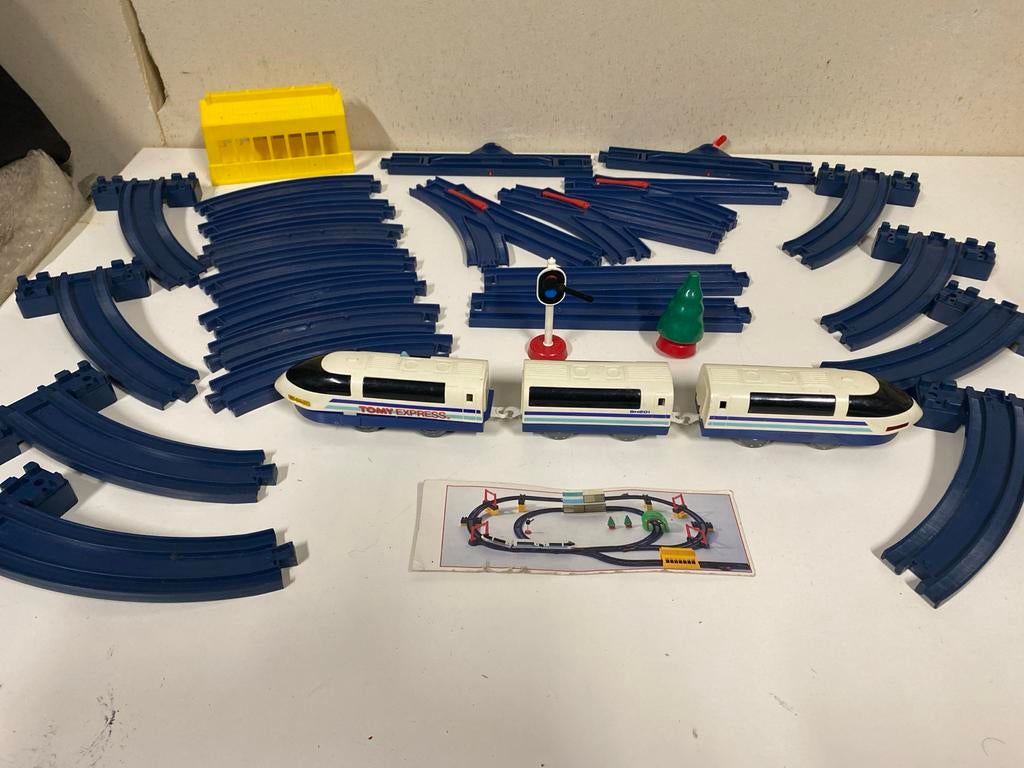 Vintage Tomy Takara Trien set (incompleet), Ophalen of Verzenden