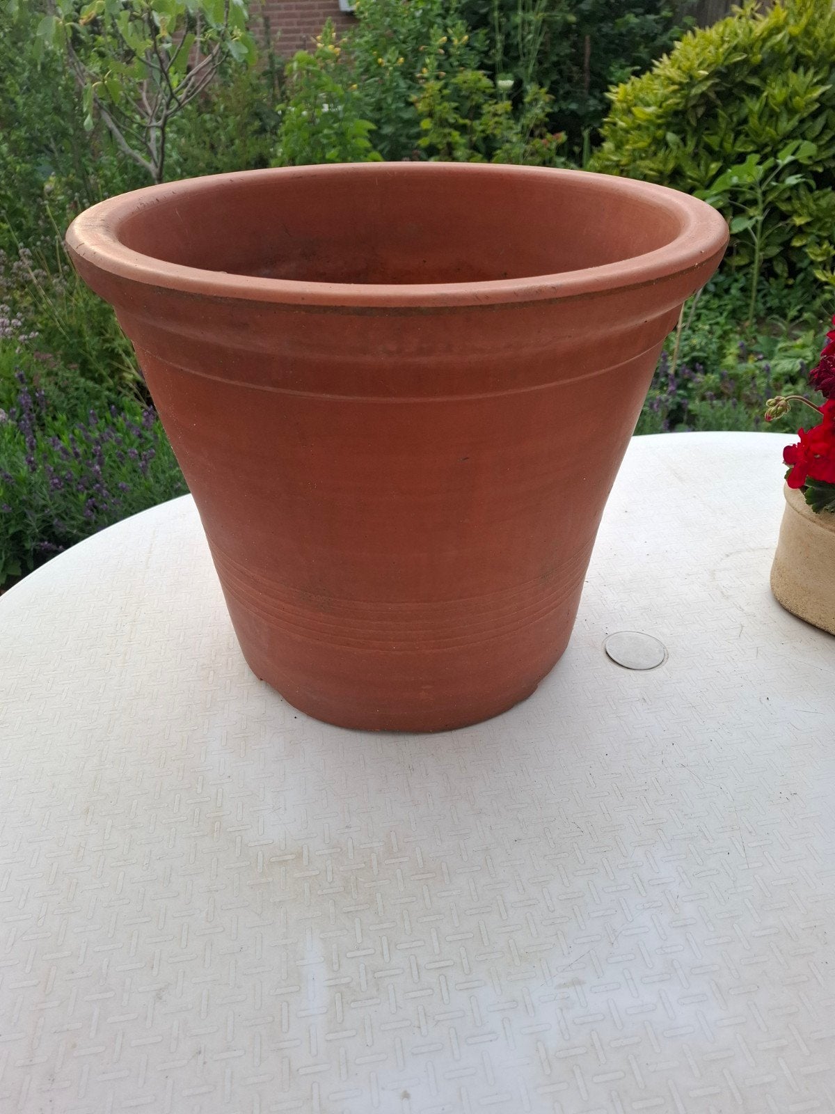 Grote stenen bloempot H36 D44 cm, Tuin en Terras, Bloempotten, Ophalen, Gebruikt, Rond, Steen