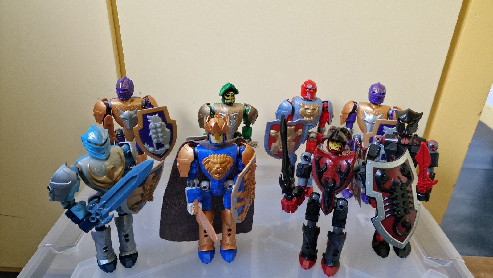 Lego Knights Kingdom figuren (diverse), Ophalen of Verzenden, Gebruikt