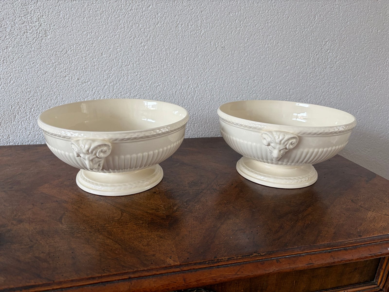 2 Wedgwood Queens Ware Edme ramshoofd kommen, Ophalen of Verzenden