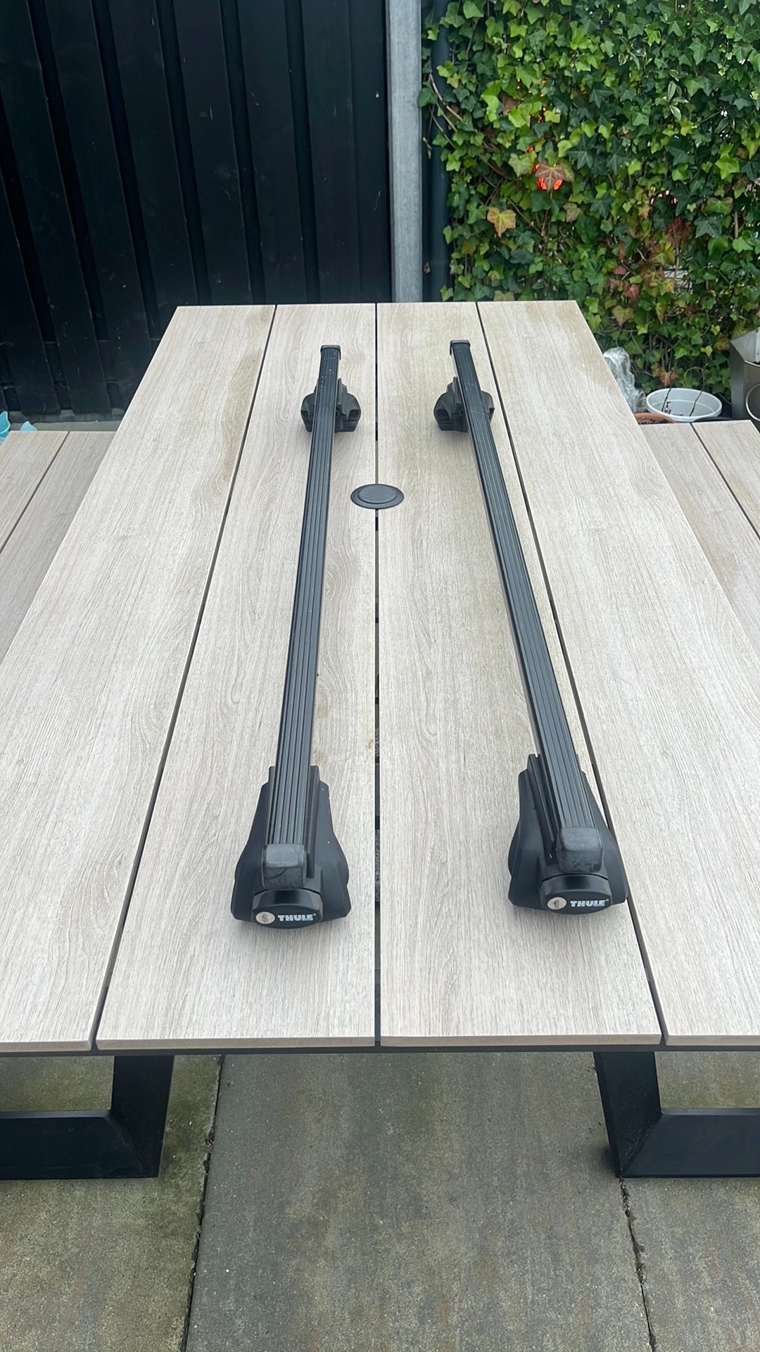 Thule dakdragers voor alle auto’s met open dakrails, Auto diversen, Ophalen, Zo goed als nieuw