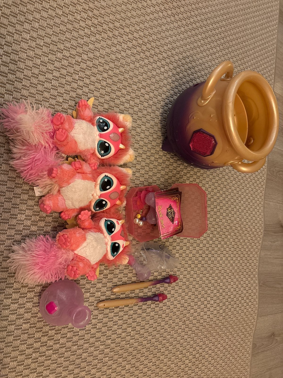 Magic Mixies: 1 werkende pot, 3 Mixies en 2 staffen, Ophalen of Verzenden, Gebruikt, Meisje