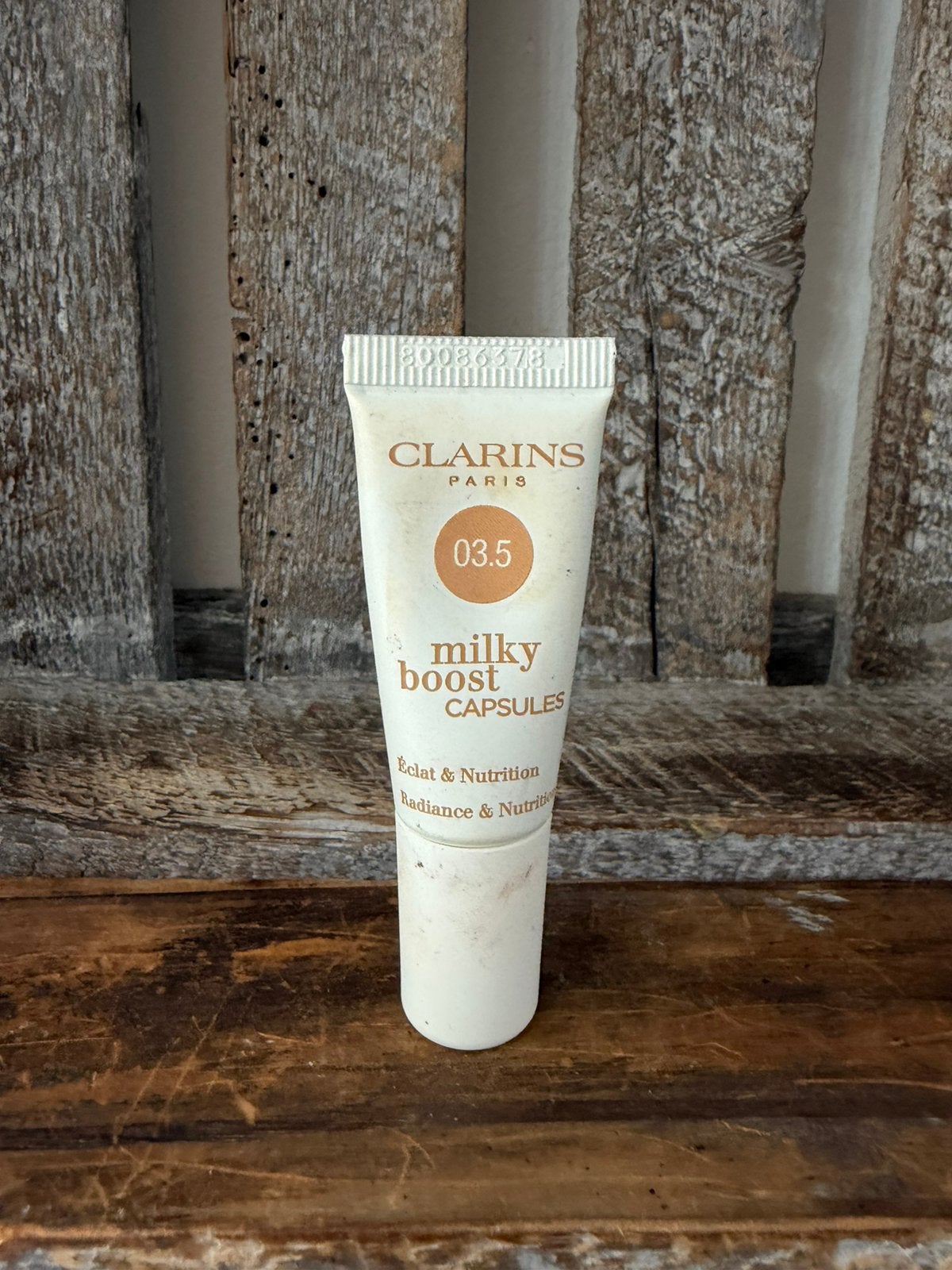 Clarins Milky Boost Capsules mini 03.5, Ophalen of Verzenden, Zo goed als nieuw, Gehele gezicht