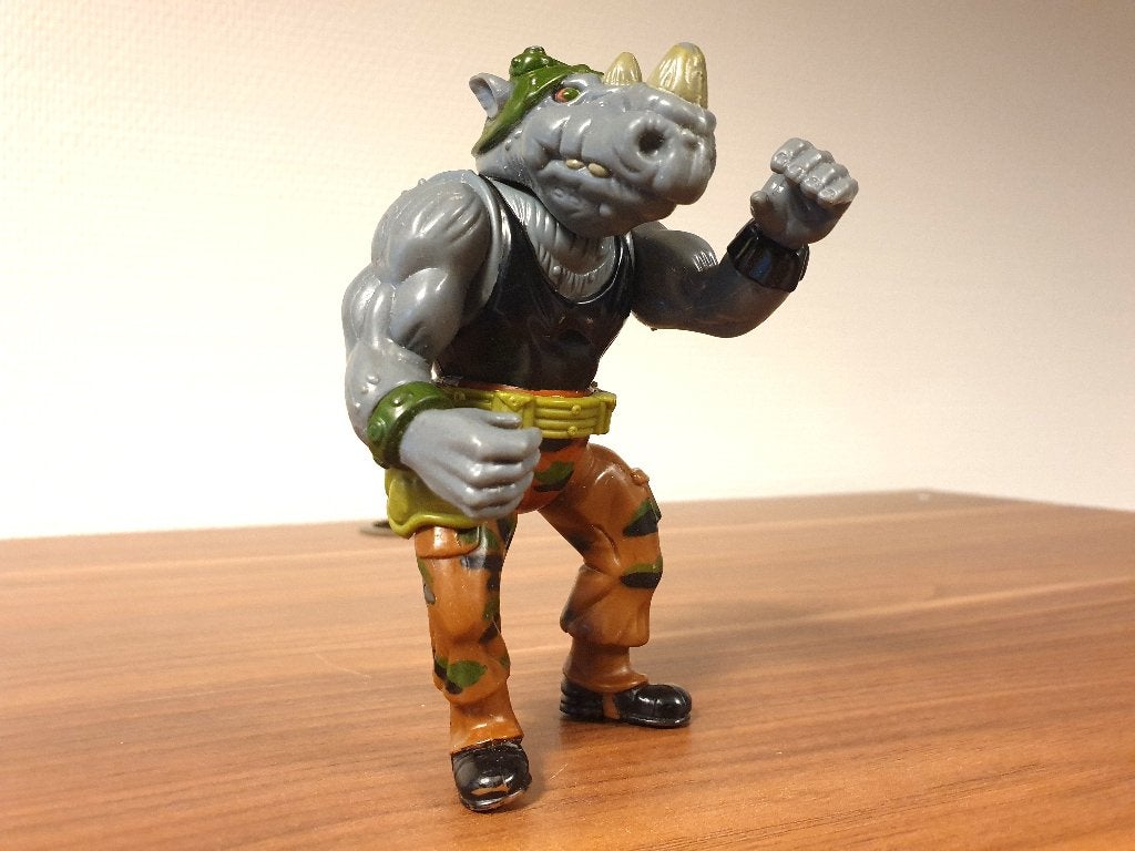 ROCKSTEADY ACTION FIGUUR / TURTLES LIJN PLAYMATES (1988), Verzamelen, Ophalen of Verzenden, Zo goed als nieuw