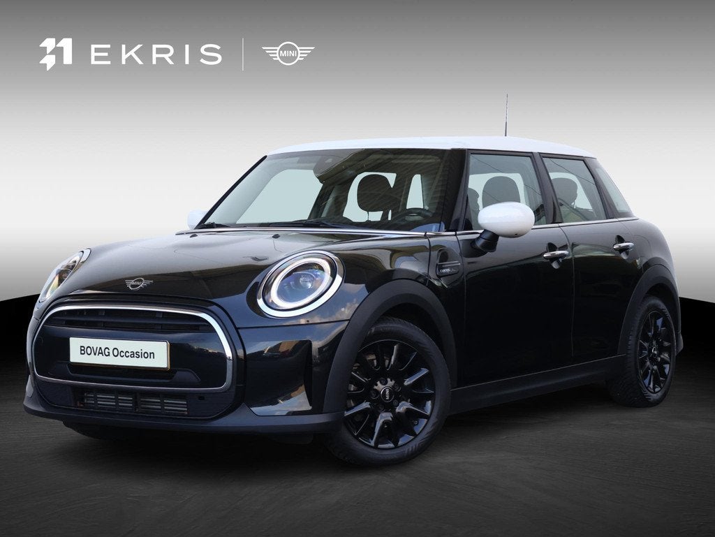 MINI 3-deurs Cooper Camden Edition / PDC / Climate Control /, 12 maanden, Gebruikt, Zwart, Origineel Nederlands