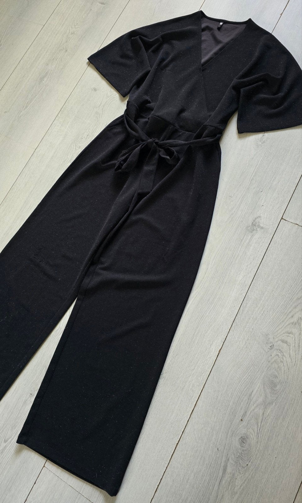 Hema Glitter Jumpsuit Maat L, Kleding | Dames, Jumpsuits, Zwart, Maat 42/44 (L), Ophalen of Verzenden, Gedragen