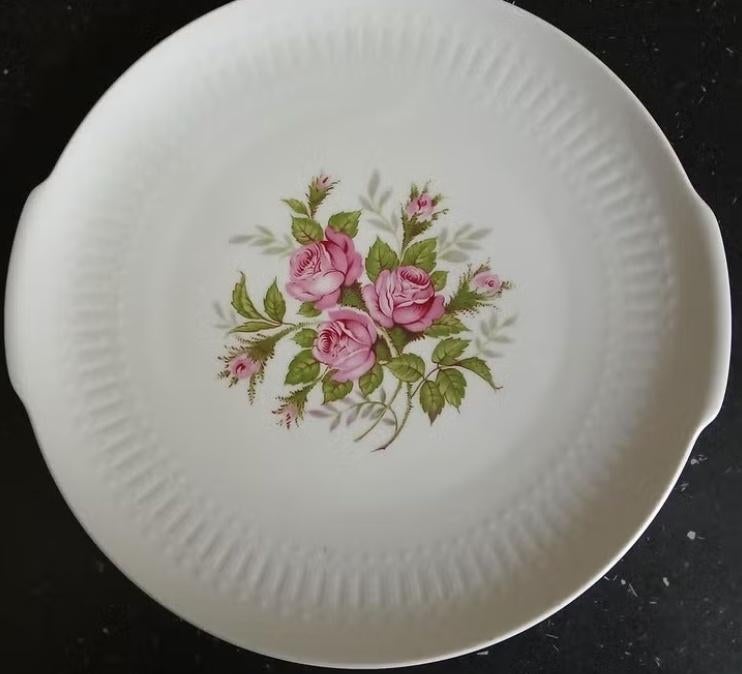 Winterling serveerschaal gedecoreerd met rozenmotief, Ophalen of Verzenden, Overige stijlen, Porselein, Schaal of Schalen