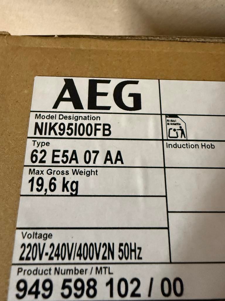 AEG Inductie kookplaat NIK95i00FB nieuw in doos, Witgoed en Apparatuur, Kookplaten, Ophalen of Verzenden, Nieuw, Inbouw, Inductie