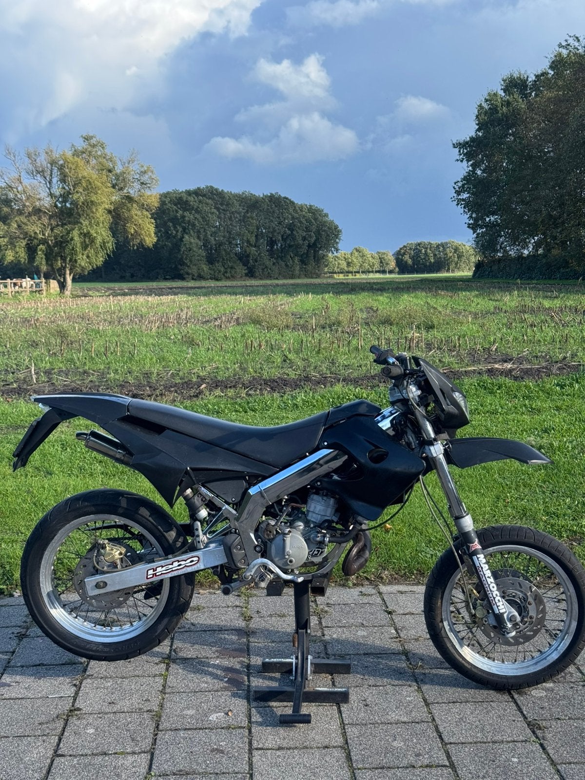 Derbi Drd limited 2003 met chrome frame en dubbele remschijf, Ophalen, Zo goed als nieuw