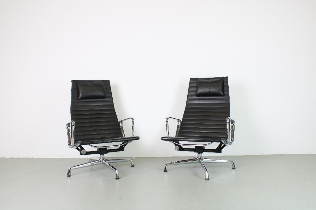 Vitra EA 124 fauteuil, zwart leer, chroom, Huis en Inrichting, Ophalen, Gebruikt, Minder dan 75 cm, Leer