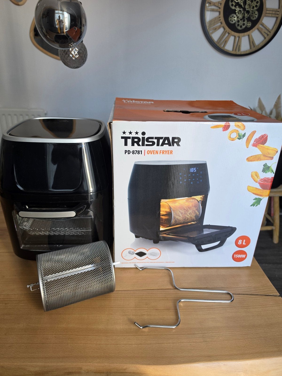 Airfryer/oven 1 keer gebruikt

Bieden, Witgoed en Apparatuur, Airfryers, Ophalen, Zo goed als nieuw, Airfryer