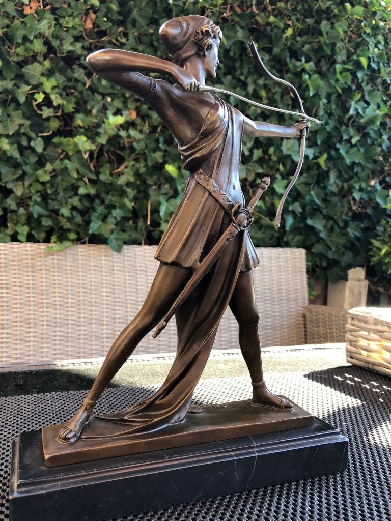 bronzen sculptuur Diana v jacht met pijl en boog hunting, Ophalen of Verzenden, Brons, Beeld