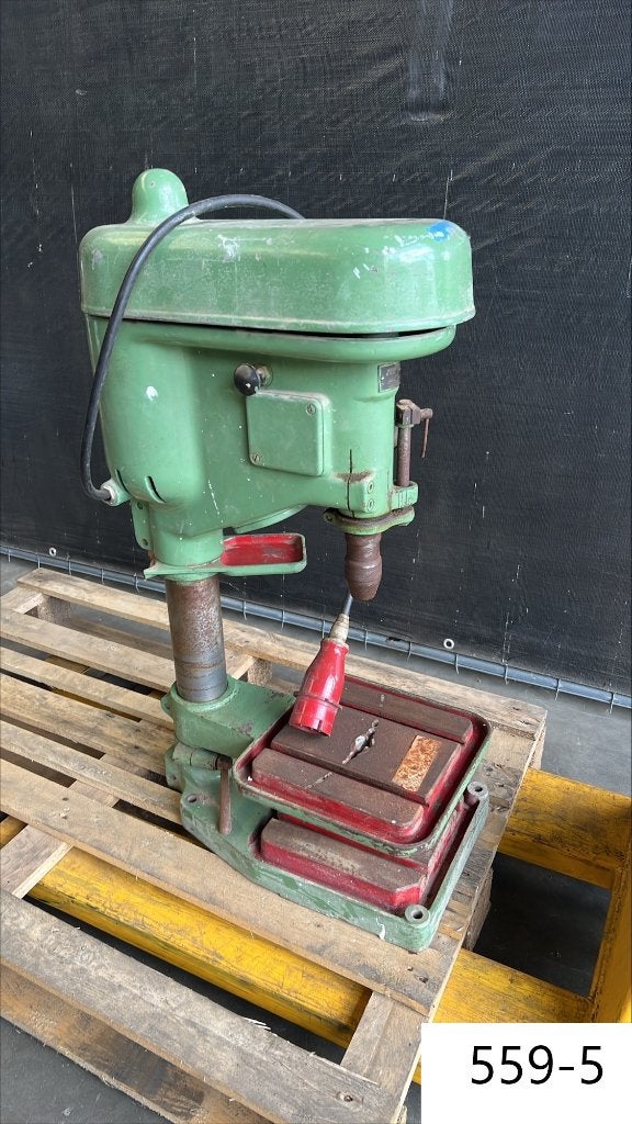 0559. Kolomboormachine / radiaalboormachine / boormachine, Doe-het-zelf en Verbouw, Gereedschap | Boormachines, Gebruikt, Kolomboormachine