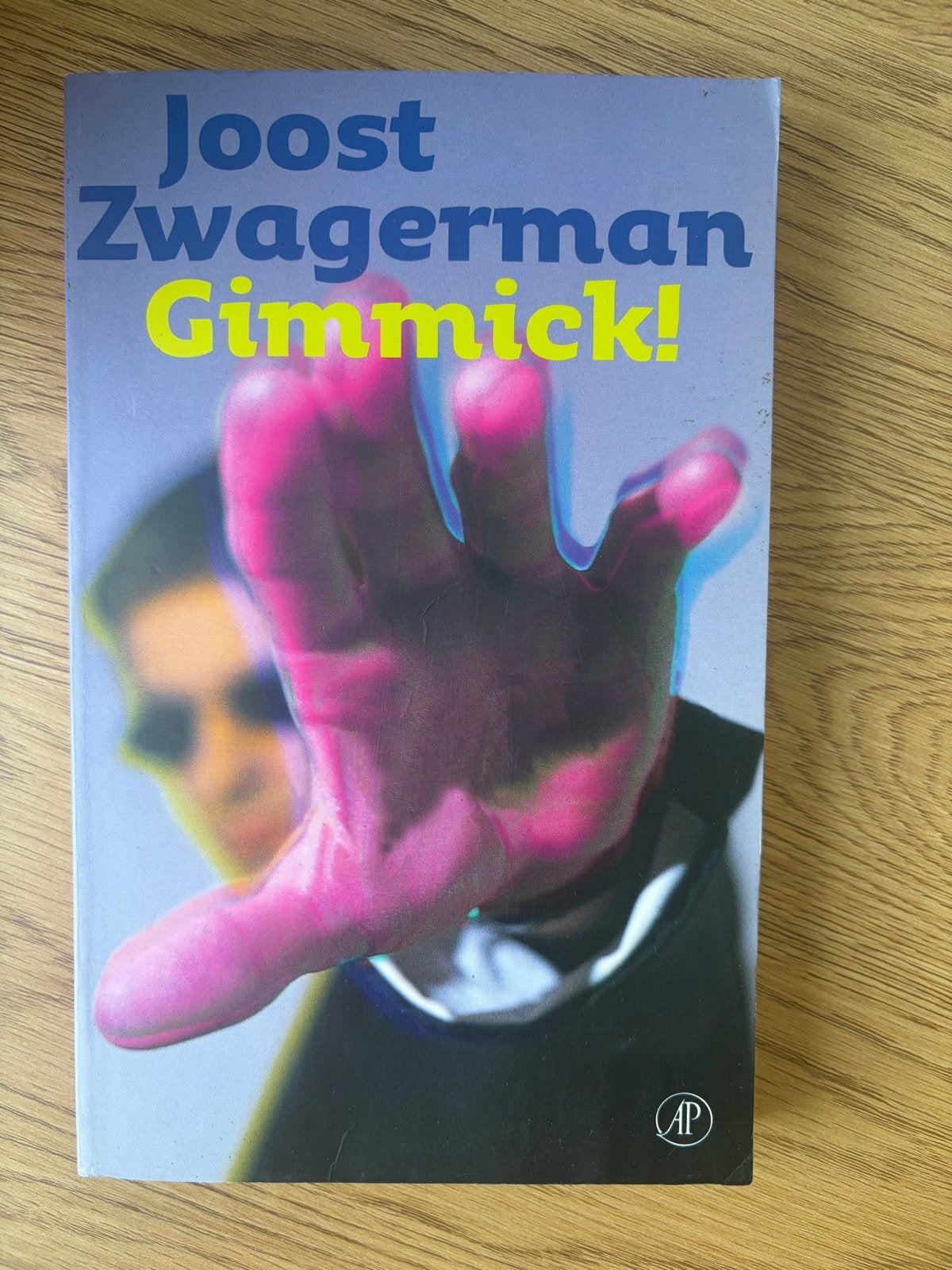 Joost Zwagerman - Gimmick!, Ophalen of Verzenden, Gelezen, Nederland