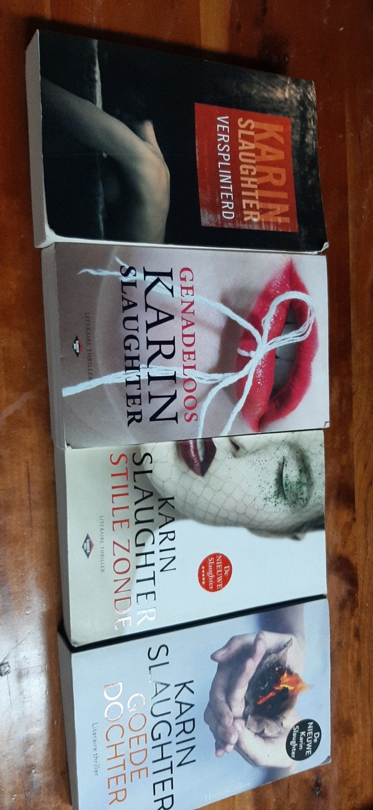 Karin Slaughter Boekenpakket - 4 Thrillers, Ophalen of Verzenden, Gelezen, Karin Slaughter, Nederland