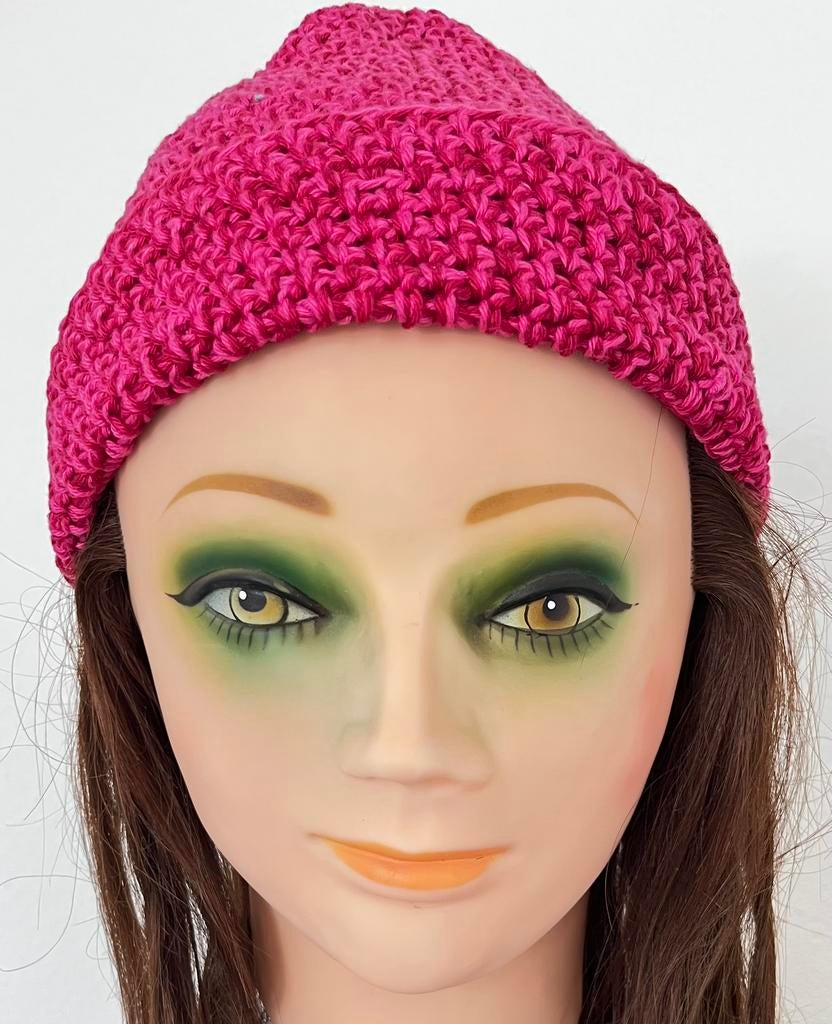 Joy fuchsia gehaakte muts maat M, Kleding | Dames, Mutsen, Sjaals en Handschoenen, Ophalen of Verzenden, Zo goed als nieuw, Maat 38/40 (M)