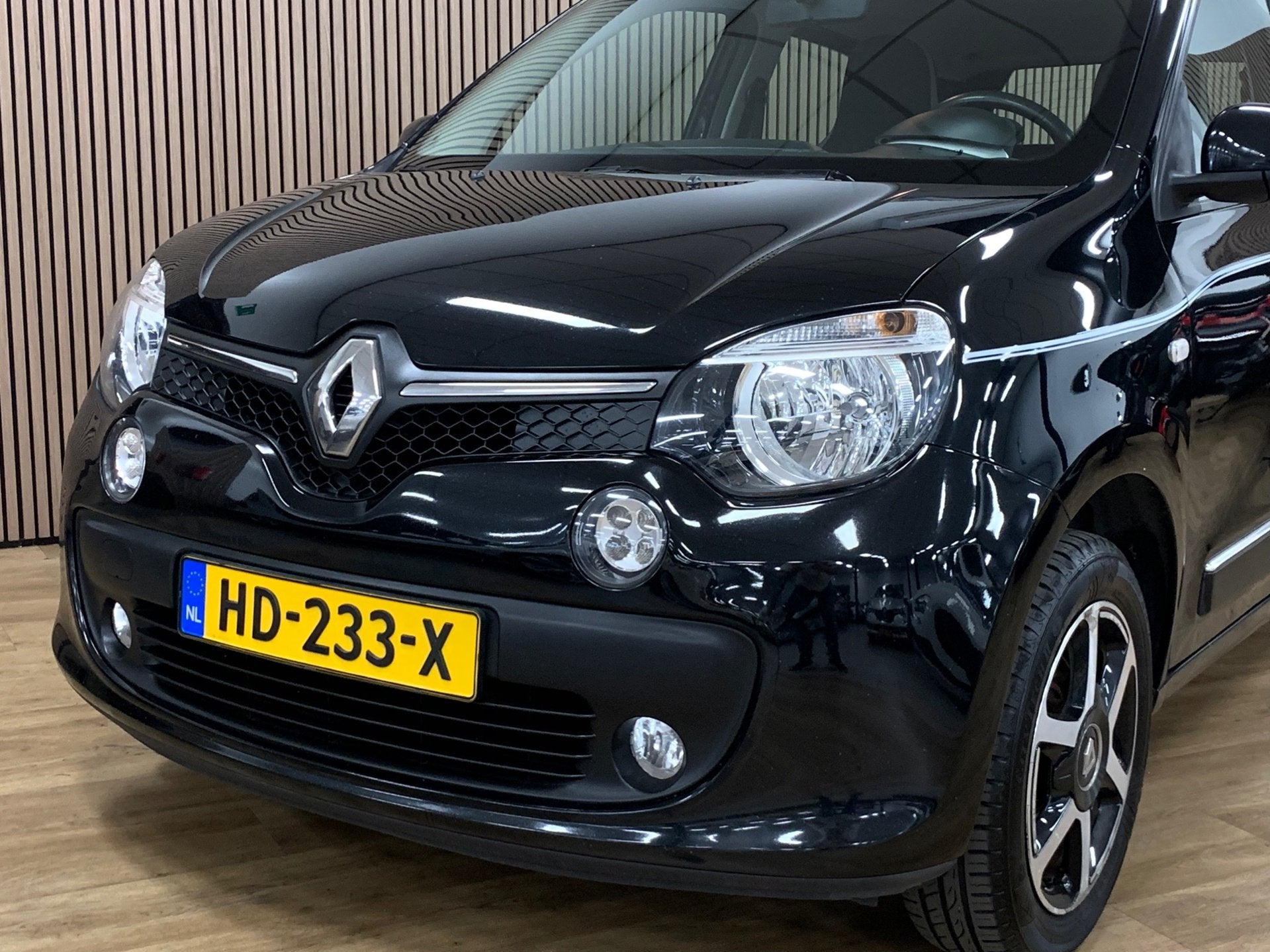 Renault Twingo 1.0 SCe Dynamique|Camera|Airco|, Auto's, Renault, Gebruikt, 840 kg, 4 stoelen, Zwart