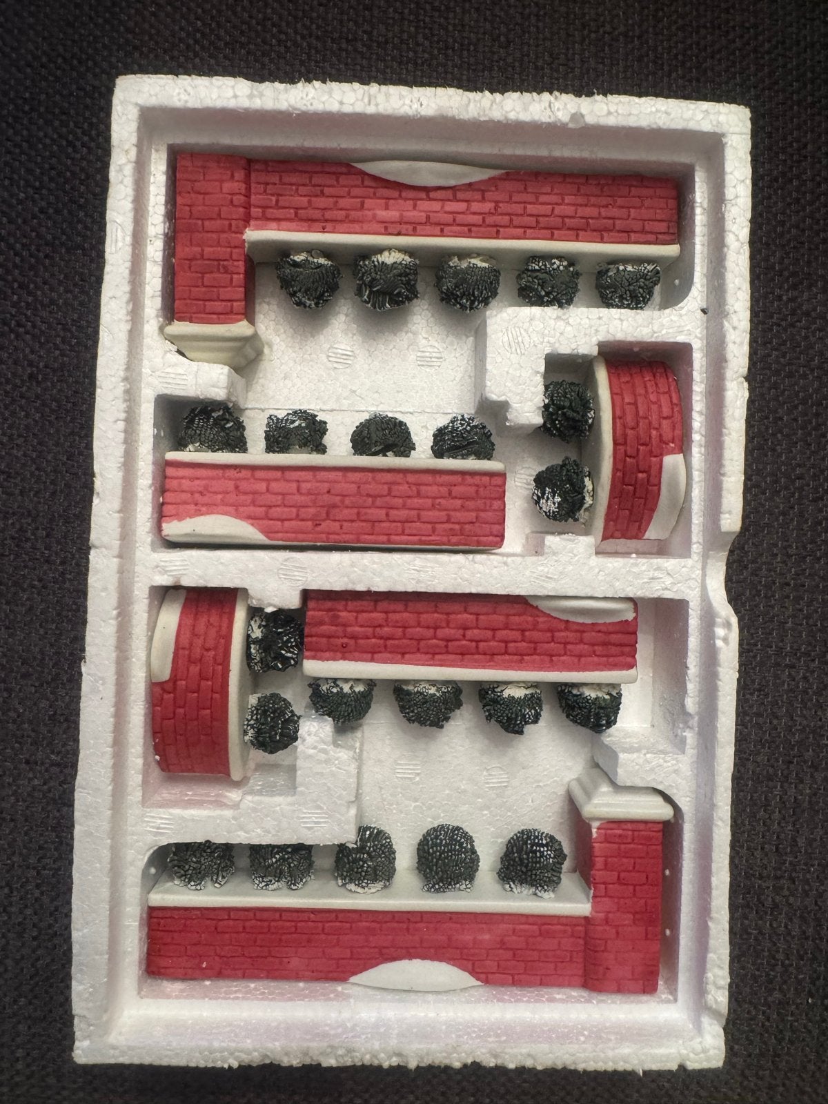 Lemax Porseleinen Hekwerk met Struiken 23059, Ophalen of Verzenden, Zo goed als nieuw