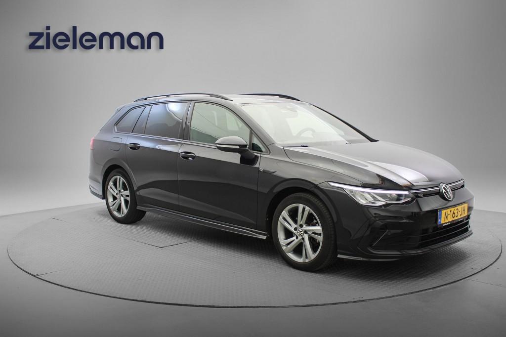 Volkswagen GOLF Variant 1.5 TSI R-Line - Digitaal Cockpit, C, Auto's, 4 cilinders, Met garantie (alle), 1261 kg, Zwart