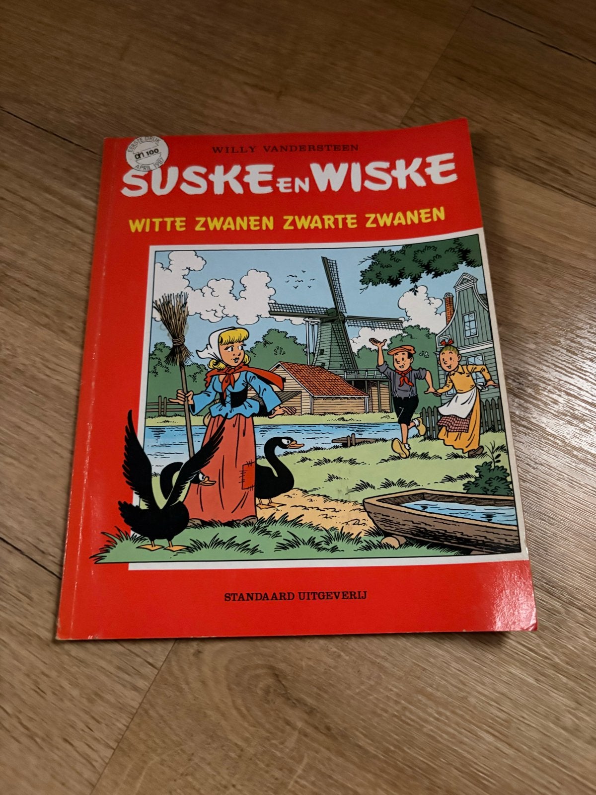 Suske en Wiske - Witte Zwanen Zwarte Zwanen, Eén stripboek, Ophalen of Verzenden, Gelezen