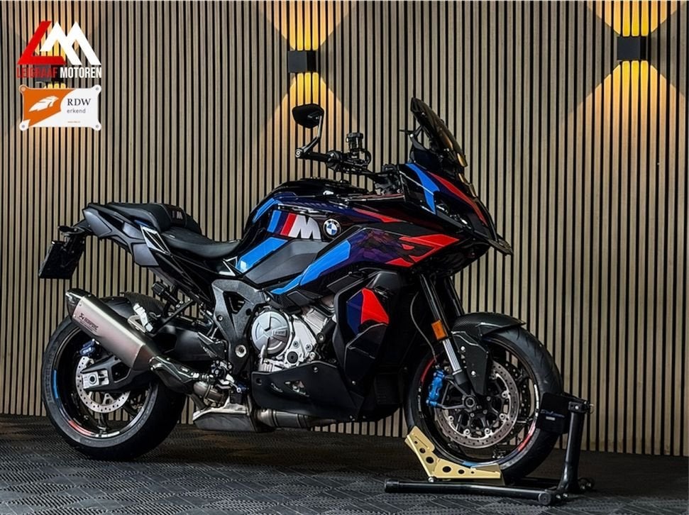 BMW M 1000 XR