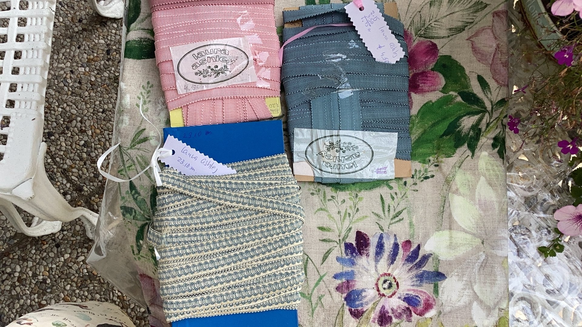 LAURA ASHLEY galon band  NIEUW (AllesE19,00)., Hobby en Vrije tijd, Stoffen en Lappen, 120 cm of meer, Ophalen of Verzenden, Katoen