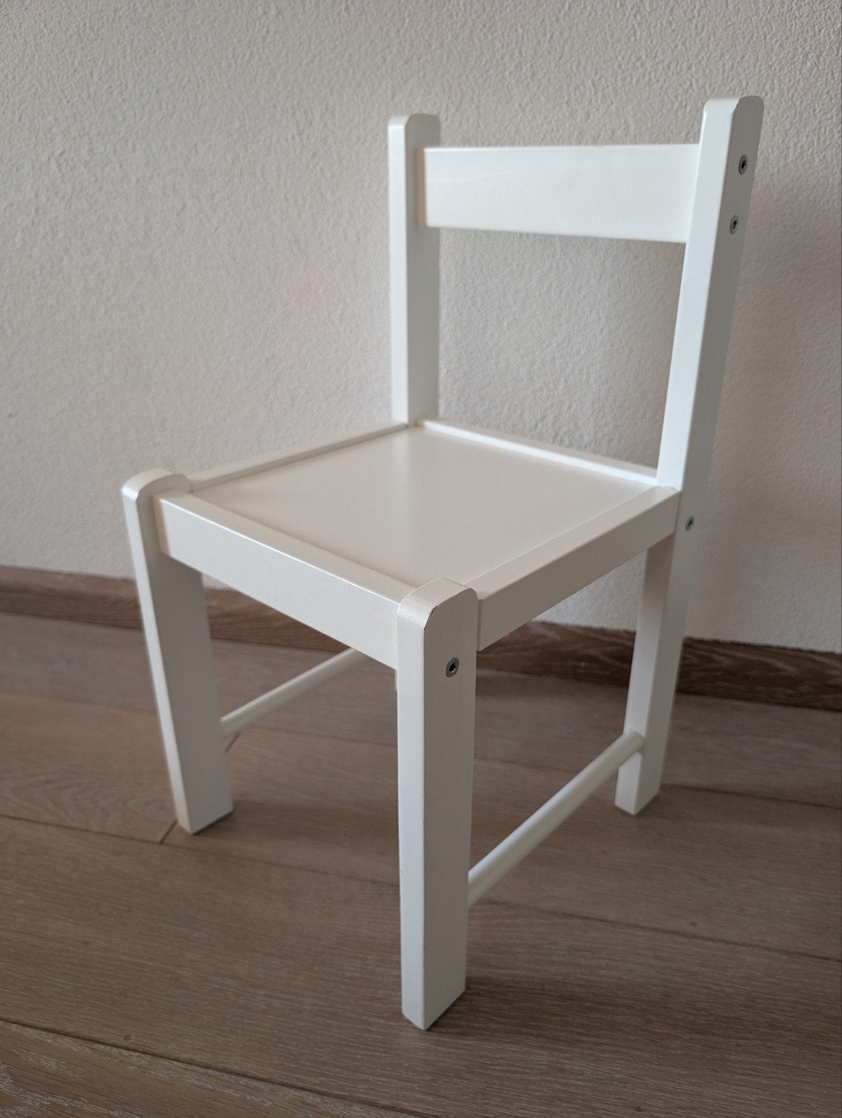 Peuter stoel hout wit. Netjes., Kinderen en Baby's, Kinderkamer | Tafels en Stoelen, Ophalen, Gebruikt, Stoel(en)