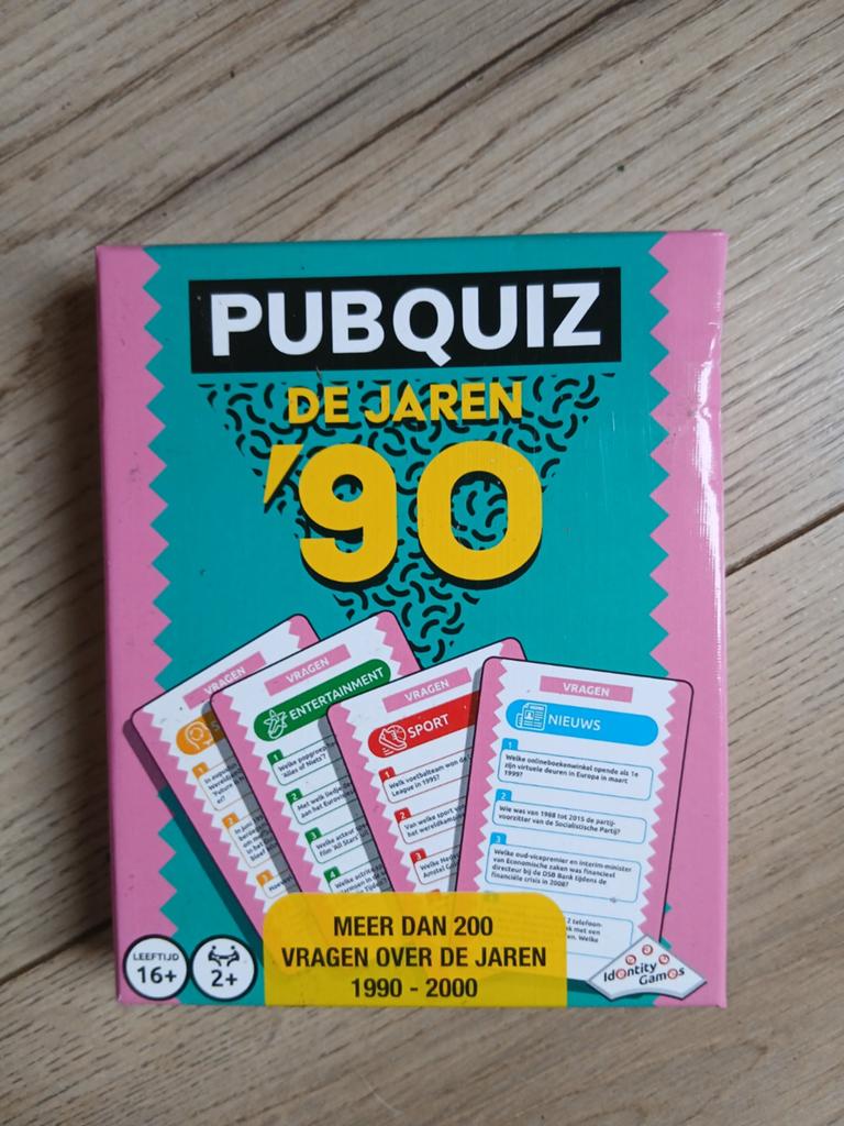 Pubquiz De Jaren '90 - Meer dan 200 vragen, Hobby en Vrije tijd, Gezelschapsspellen | Bordspellen, Vijf spelers of meer, Ophalen