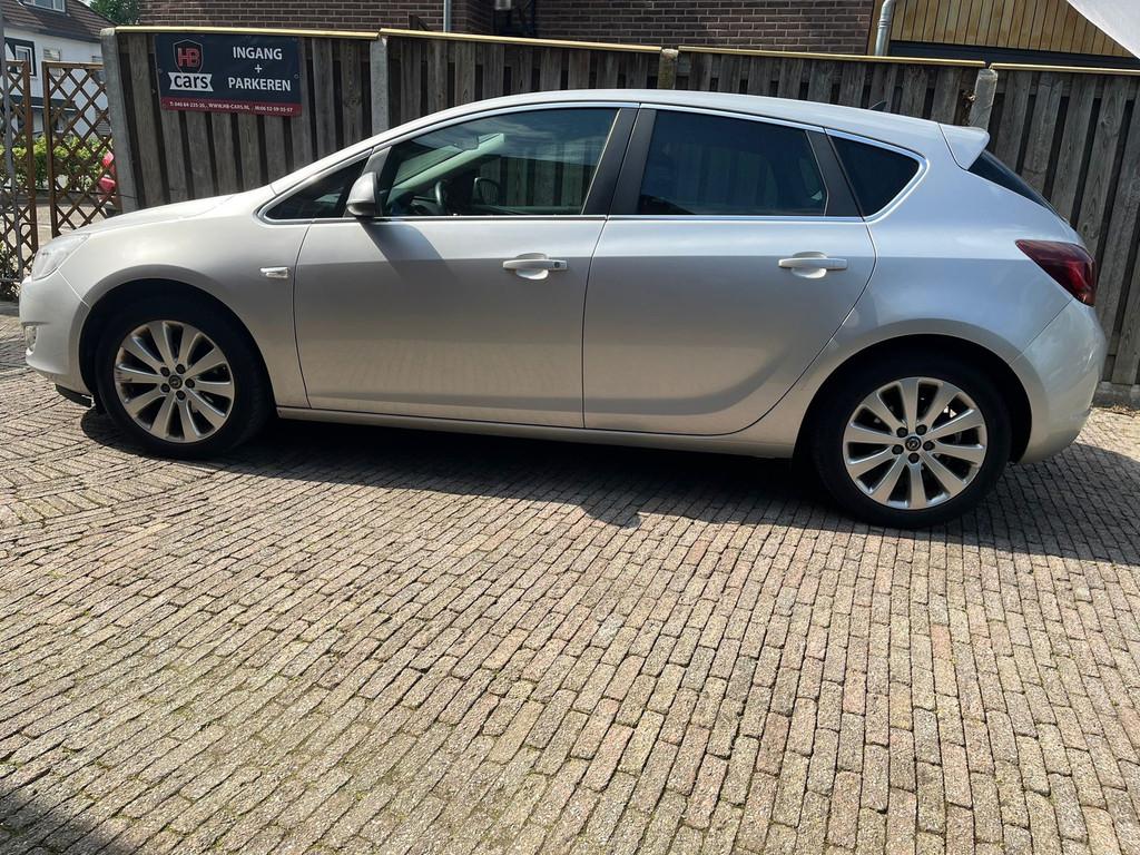 Opel Astra 1.4 Turbo Cosmo, Auto's, Opel, Bedrijf, Te koop, Astra, ABS, Airbags, Airconditioning, Bluetooth, Boordcomputer, Climate control