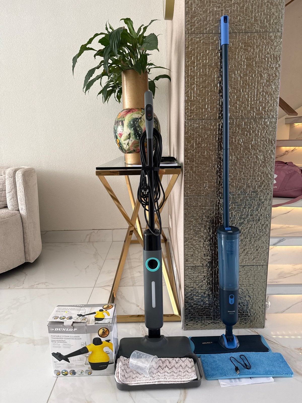 Stoomreinigers en Philips AquaTrio Stoommop, Ophalen, Zo goed als nieuw, Stoomreiniger