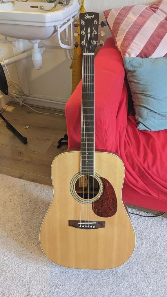 Cort Earth 100 with Gigbag, Ophalen of Verzenden, Gebruikt, Western- of Steelstringgitaar, Met koffer