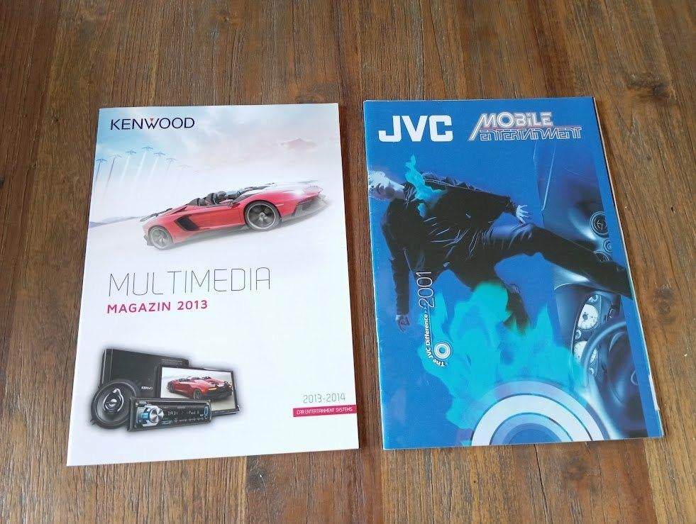 JVC Mobile Entertainment + Prijzen 2001  44 pag. en Kenwood, Auto diversen, Verzenden, Zo goed als nieuw