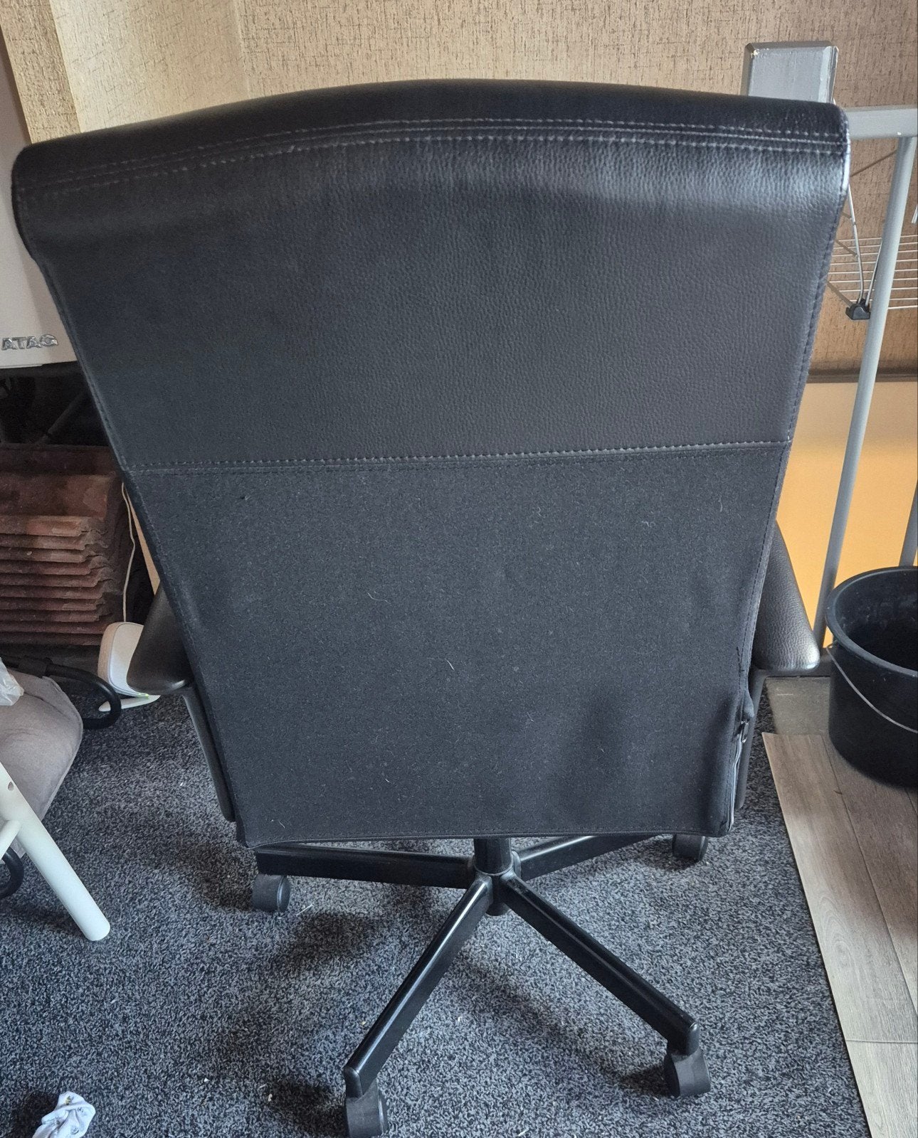 Foto 3 van Zwarte Bureaustoel