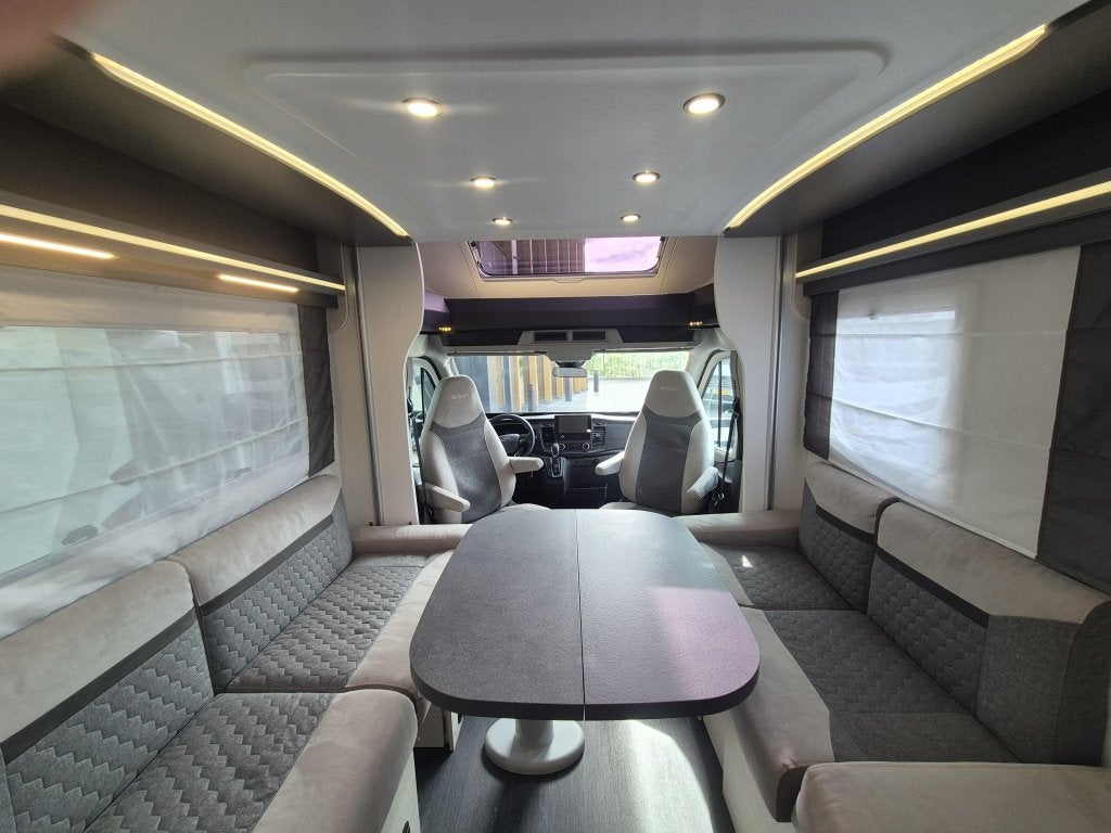 Challenger 380 / Chausson 720 Automaat, Automaat, Chemisch toilet, Ringverwarming, Ford