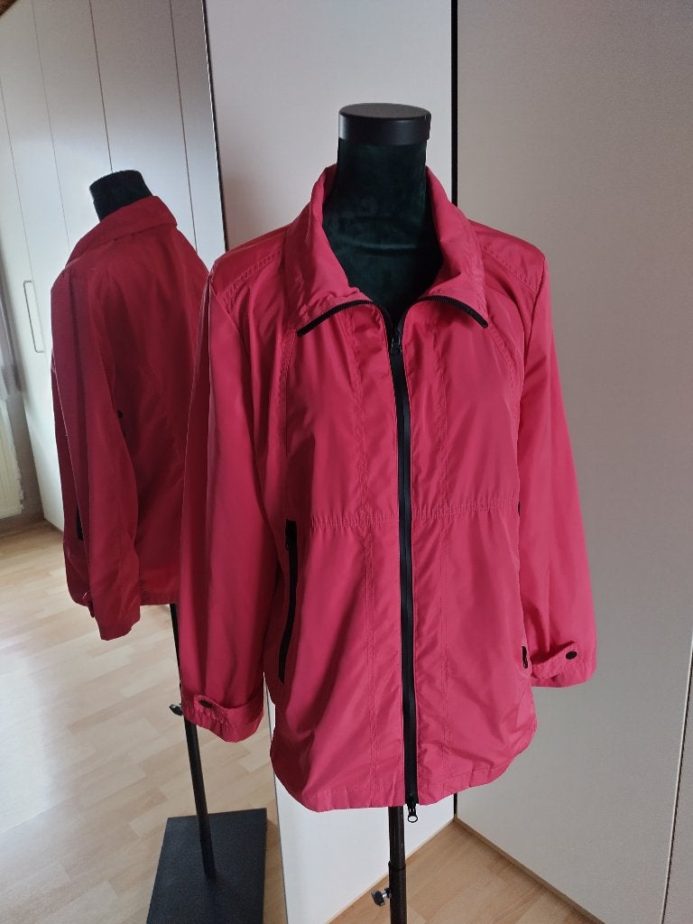 Te koop aangeboden: Dames Zomer-/regenjas , BO4  , Maat 42/44 (L), Ophalen of Verzenden, Zo goed als nieuw