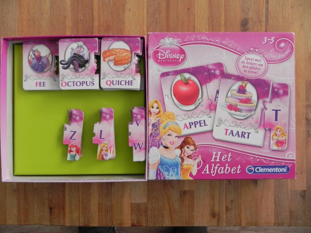 TE KOOP; DISNEY'S "PRINCESS" ALFABET, Ophalen, 5 of 6 jaar, Jongen of Meisje, Walt Disney