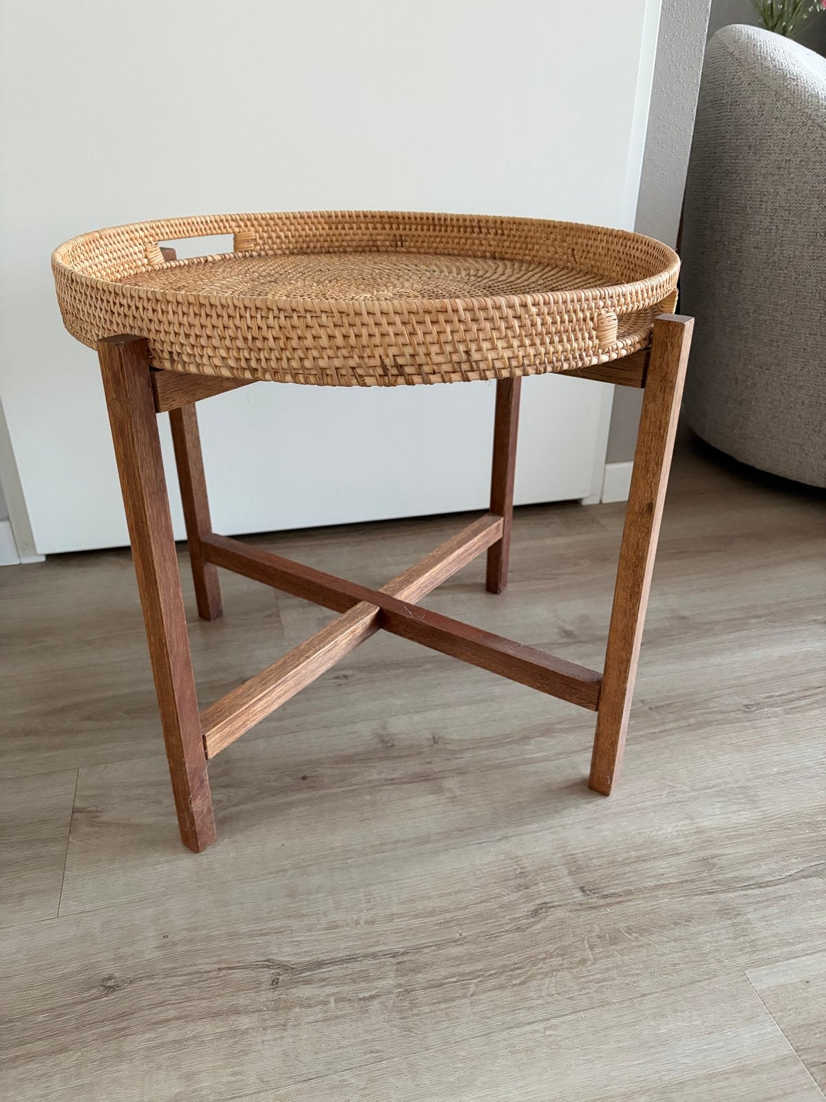 Houten bijzettafel - Afneembaar Dienblad 55cm, Rond, 55 tot 75 cm, Zo goed als nieuw, Hout