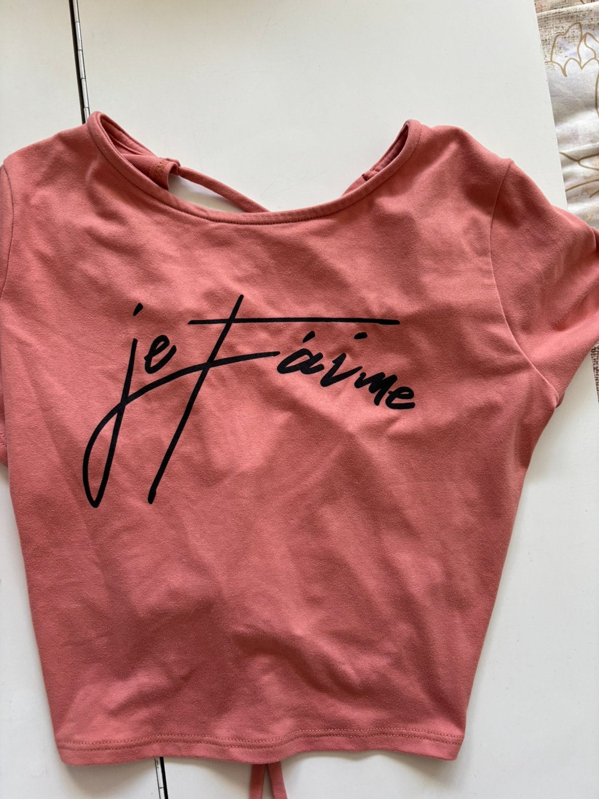 Mooi shirt aparte details op de rug, Kleding | Dames, Ophalen of Verzenden, Zo goed als nieuw, Korte mouw