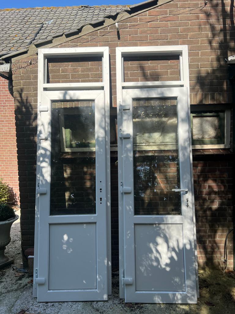 2x kunstof kozijn met deur en bovenlicht, Kunststof, Gebruikt, Deurkozijn, Ophalen