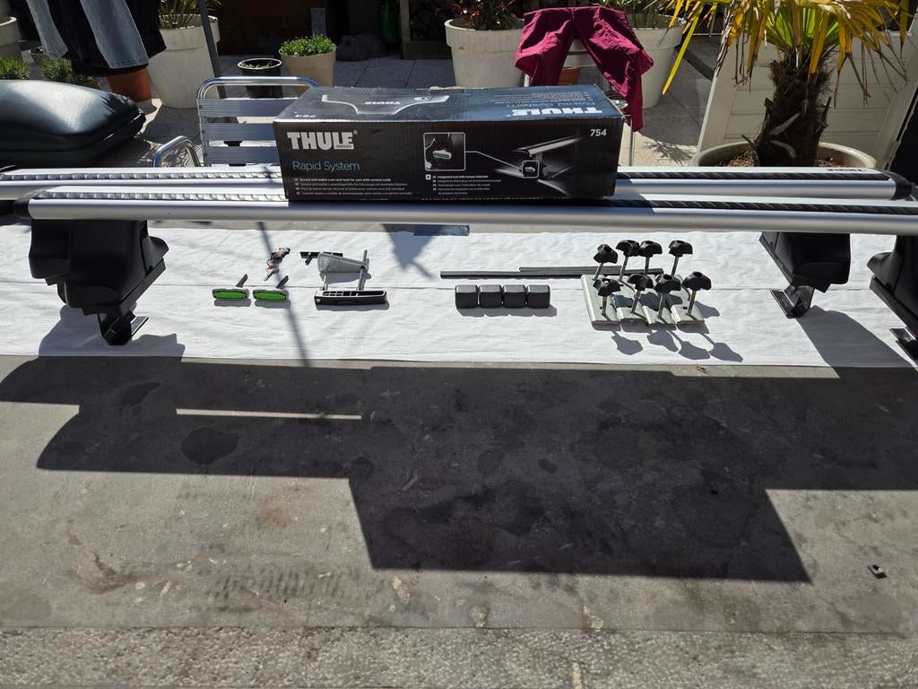 Thule dakdrager mini Cooper en one, (F55 en 56) vanaf 2014., Auto diversen, Dakdragers, Ophalen