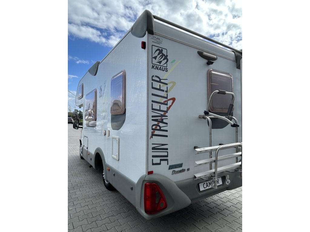 Foto 5 van Knaus Sun Traveller 605MF 6-Persoons Fiat Ducato 2.8JTD