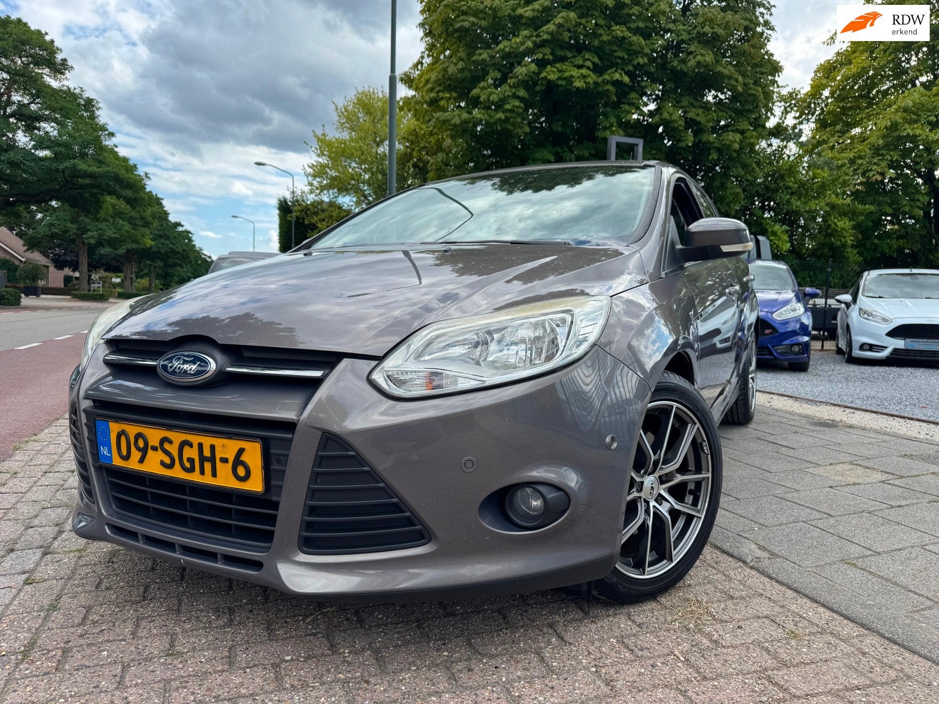 Ford Focus Wagon 1.6 EcoBoost A-C Elek Pakket Lmv Pdc Navi, Auto's, Gebruikt, Zwart, 4 cilinders, Origineel Nederlands