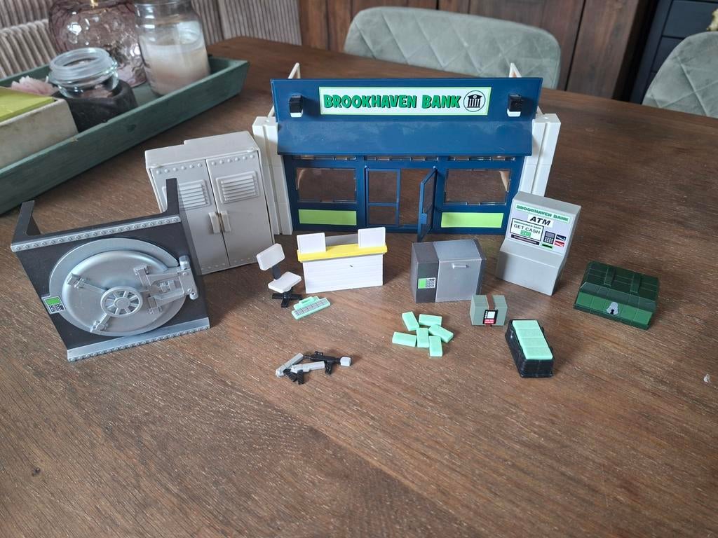 Roblox Brookhaven Bank speelset met accessoires, Ophalen, Zo goed als nieuw, Jongen of Meisje