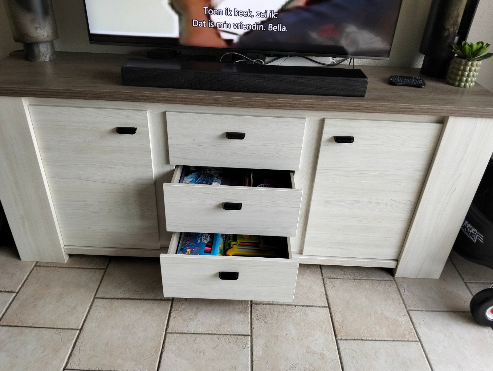 Complete Woonkamerset + eettafel en stoelen., Ophalen