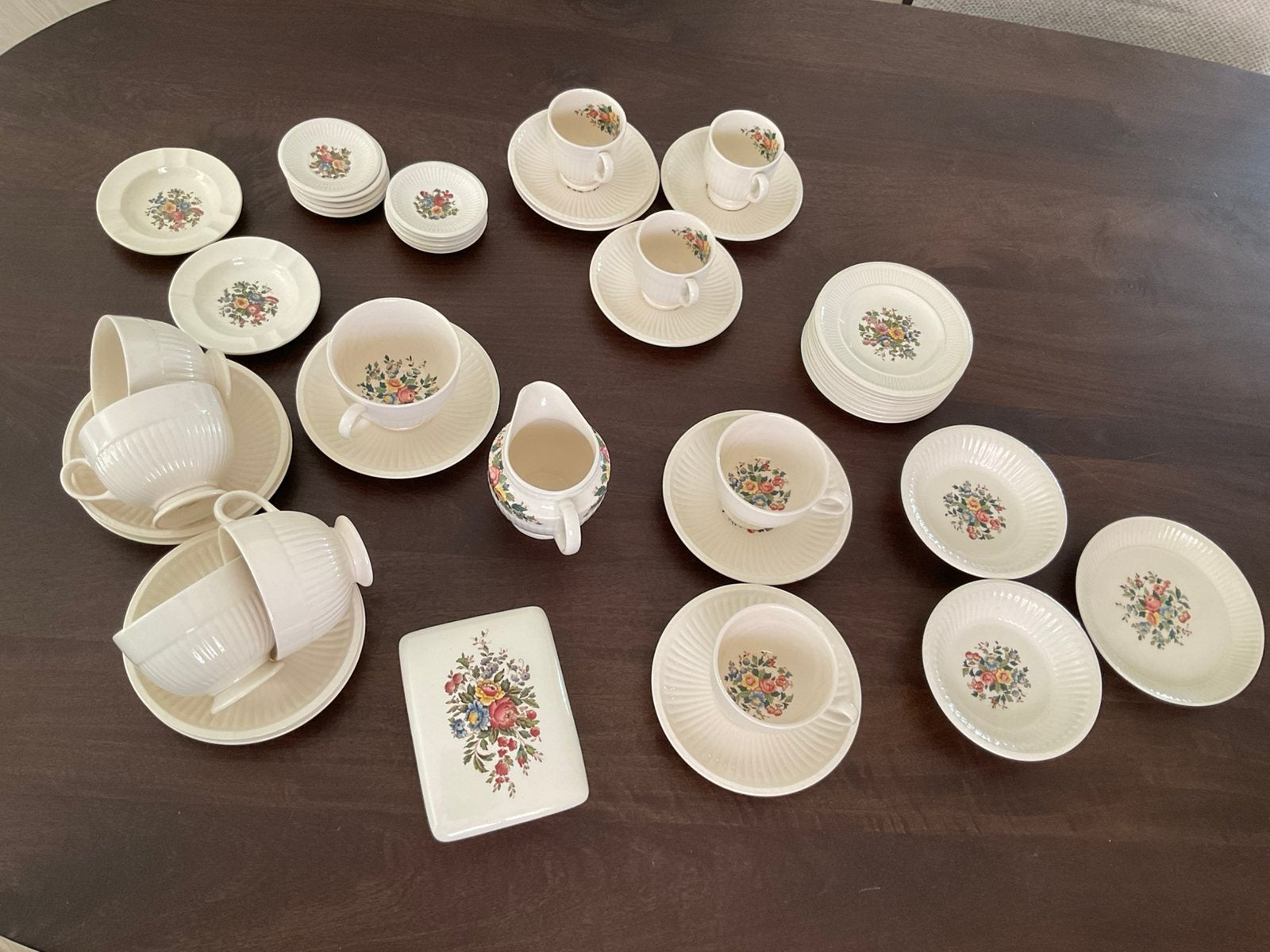 Gedeeltelijk Wedgwood Conway servies, Antiek en Kunst, Ophalen of Verzenden