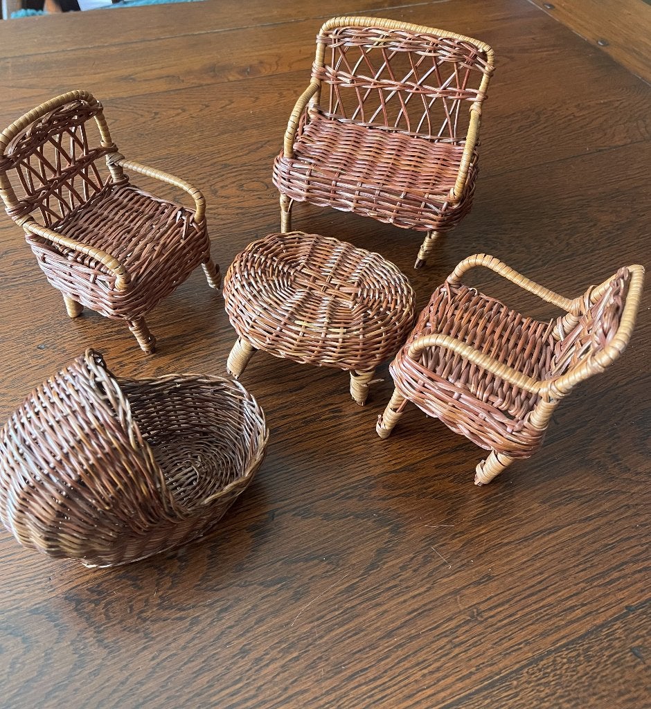 Poppenhuis rieten meubeltjes, Ophalen of Verzenden, Gebruikt, Toebehoren