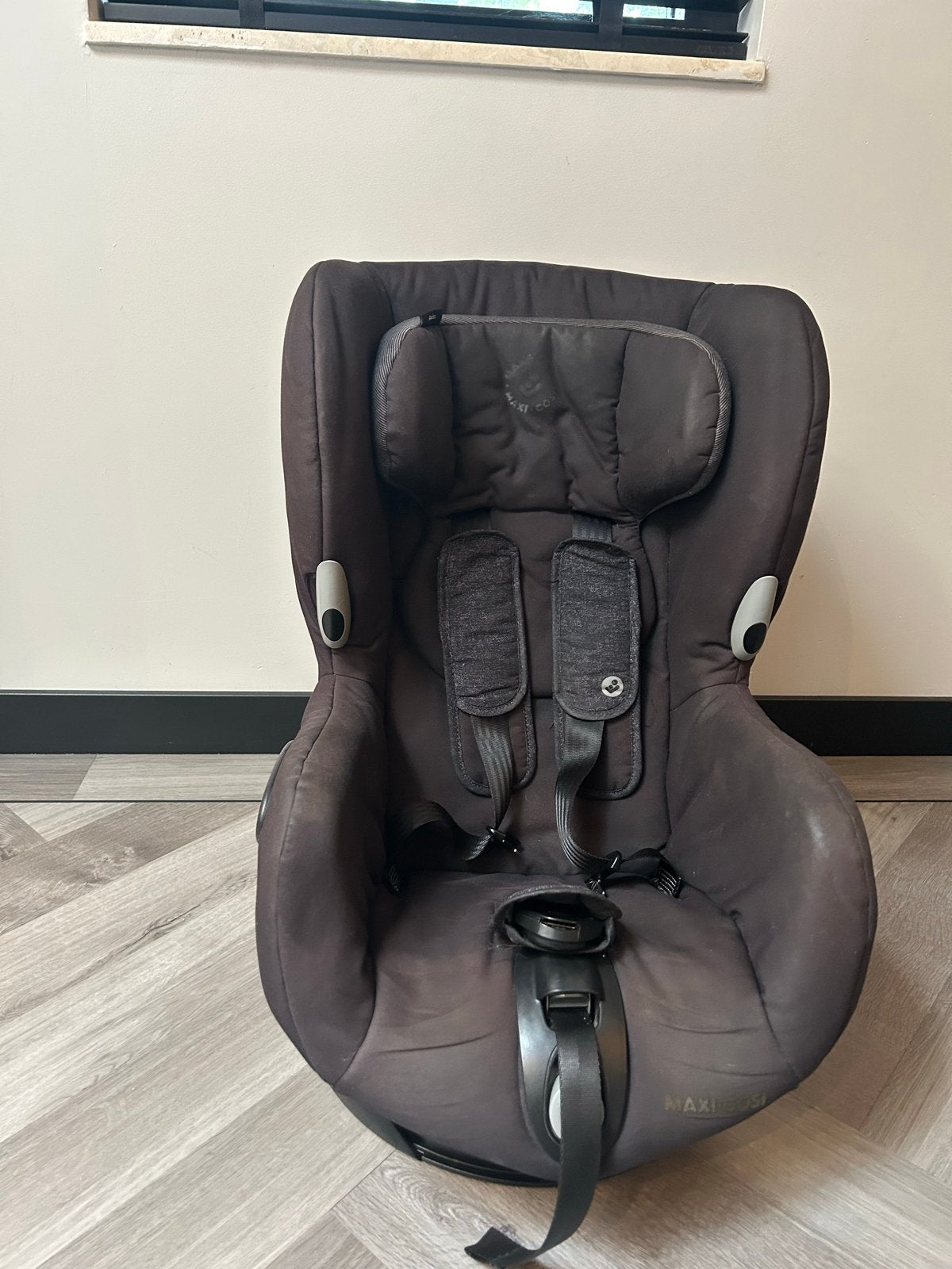 Maxi-Cosi Axiss autostoel - Draaibaar en comfortabel, Ophalen, Verstelbare rugleuning, 9 t/m 18 kg, Maxi-Cosi
