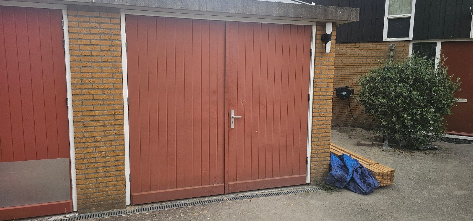Garage deuren inclusief kozijn te koop, Gebruikt, Garagedeur, Ophalen of Verzenden, 120 cm of meer