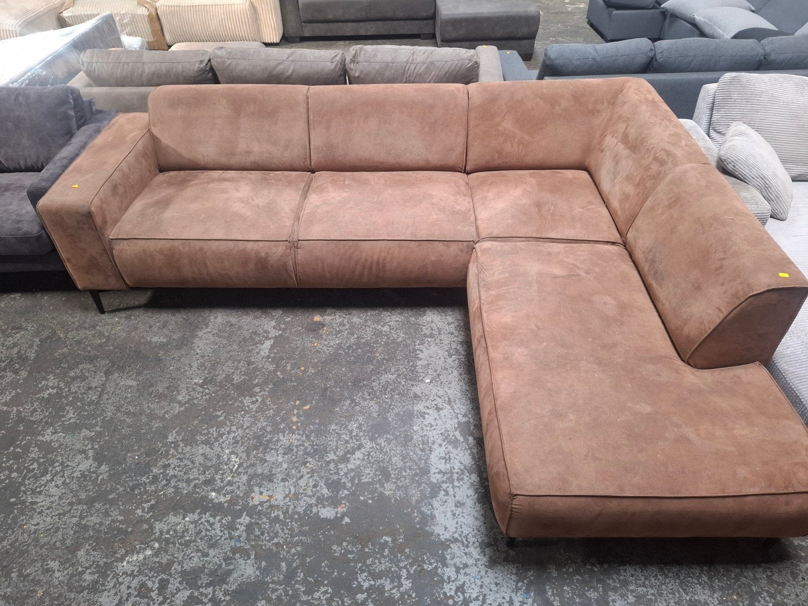 Grote bruine hoekbank B270 X L210, Huis en Inrichting, Roxxz design, Nieuw, Ophalen of Verzenden, Modern